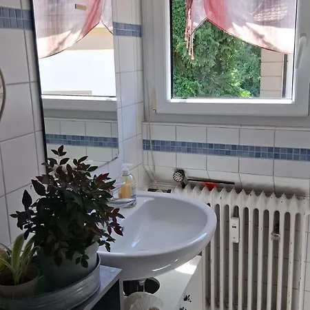 In Perfekter Lage Quarto em Acomodações Particulares